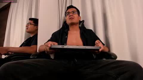 Snapshot of thiagovega_ chatting on 06/12/26, 05:06 thiagovega_ online show from 06/12/26, 05:06