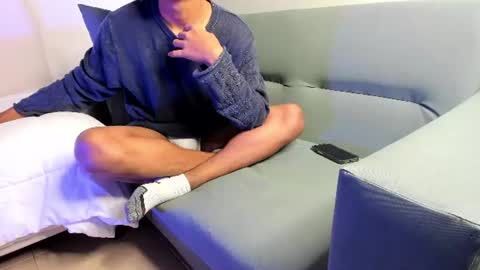 thiagovega_ online show from 07/14/26, 04:06