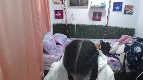 Snapshot of thiana_horny chatting on 06/10/26, 12:26 thiana_horny online show from 06/10/26, 12:26