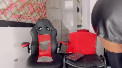 Thiara online show from 05/21/26, 07:43