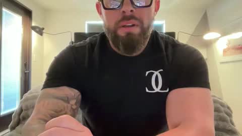 thiccbull12 online show from 05/20/26, 06:36