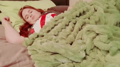 Snapshot of thiccjess420 chatting on 10/16/25, 01:56 Jess online show from 10/16/25, 01:56