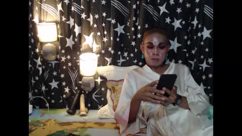 gil online show from 12/19/24, 12:34