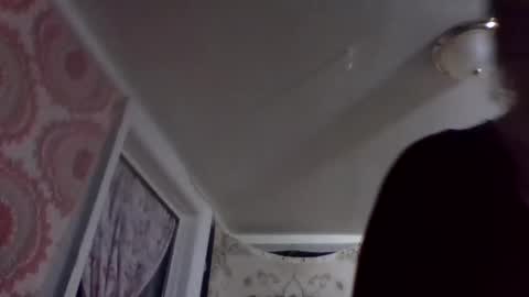 thickandjuicy2100 online show from 12/05/25, 06:44