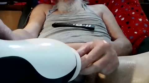 Snapshot of thickcock0008 chatting on 12/03/25, 03:10 thickcock0008 online show from 12/03/25, 03:10