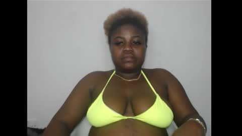 Snapshot of thickebonny7 chatting on 02/07/26, 07:39 thickebonny7 online show from 02/07/26, 07:39