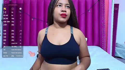 Snapshot of thickeebonyy chatting on 01/25/25, 04:13 thickeebonyy online show from 01/25/25, 04:13