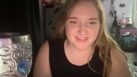 Ariel online show from 12/09/24, 06:25