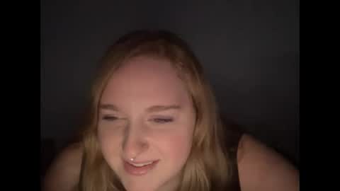 Ariel online show from 12/21/24, 01:36