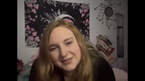 Ariel online show from 12/28/24, 02:54