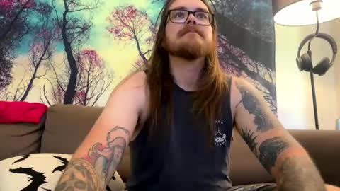 Snapshot of thickjimxx chatting on 12/20/25, 12:51 thickjimxx online show from 12/20/25, 12:51