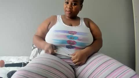 thickleeyanax online show from 12/13/24, 09:57