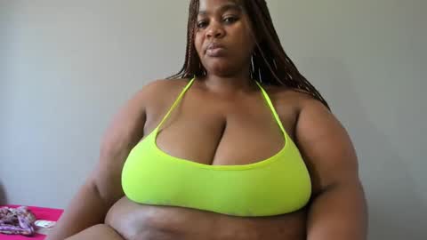 thickleeyanax online show from 02/21/25, 08:29