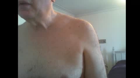 James online show from 03/11/25, 04:43
