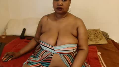 Snapshot of thicksexymellons chatting on 11/21/25, 06:34 Pat online show from 11/21/25, 06:34