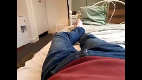 Snapshot of thicksingarters chatting on 10/18/25, 04:30 thicksingarters online show from 10/18/25, 04:30