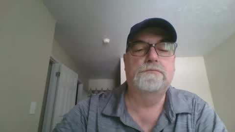 Snapshot of thickwhiteload chatting on 12/15/25, 06:23 thickwhiteload online show from 12/15/25, 06:23