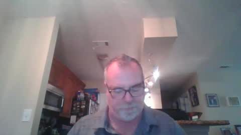 Snapshot of thickwhiteload chatting on 12/18/25, 02:34 thickwhiteload online show from 12/18/25, 02:34