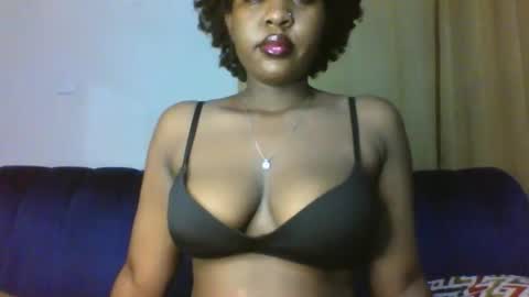thickyannah online show from 11/07/25, 01:05