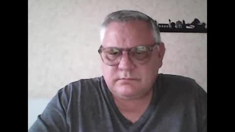 Snapshot of thierrysymp chatting on 11/05/25, 04:07 Thierrysymp online show from 11/05/25, 04:07