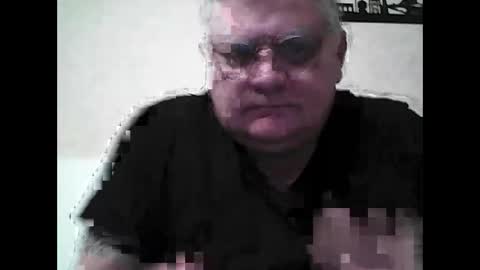 Snapshot of thierrysymp chatting on 11/18/25, 05:28 Thierrysymp online show from 11/18/25, 05:28