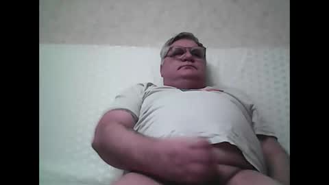 Snapshot of thierrysymp chatting on 12/16/25, 05:07 Thierrysymp online show from 12/16/25, 05:07