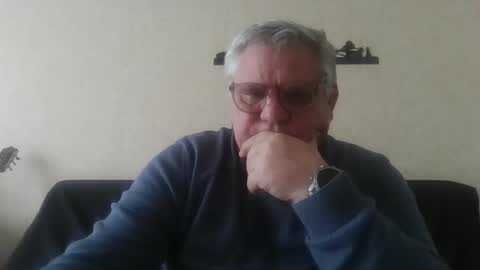 Snapshot of thierrysymp chatting on 03/22/26, 10:40 Thierrysymp online show from 03/22/26, 10:40