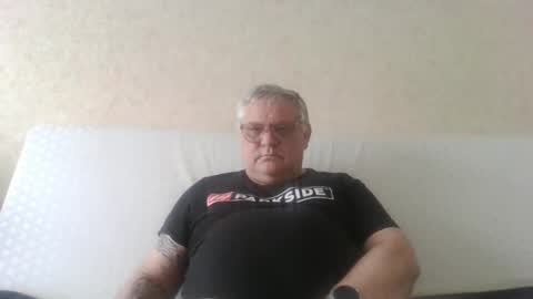 Snapshot of thierrysymp chatting on 03/28/26, 12:05 Thierrysymp online show from 03/28/26, 12:05