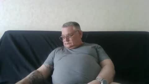 Snapshot of thierrysymp chatting on 04/13/26, 05:40 Thierrysymp online show from 04/13/26, 05:40