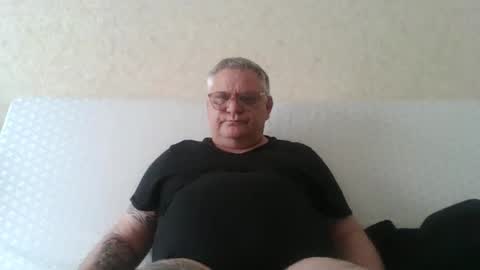 Snapshot of thierrysymp chatting on 05/12/26, 05:10 Thierrysymp online show from 05/12/26, 05:10