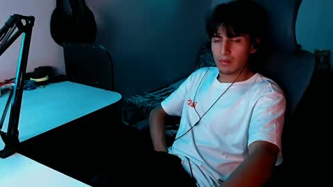 thieves_us online show from 01/15/25, 04:04