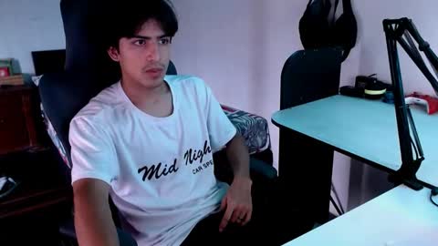 thieves_us online show from 02/16/25, 07:38