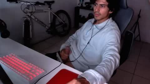 thieves_us online show from 09/29/25, 10:20