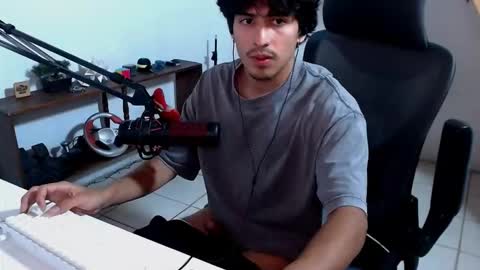 Snapshot of thieves_us chatting on 11/22/25, 04:22 thieves_us online show from 11/22/25, 04:22