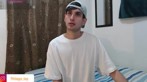 Snapshot of thiiago_tay chatting on 11/01/25, 03:03 Thiiago online show from 11/01/25, 03:03