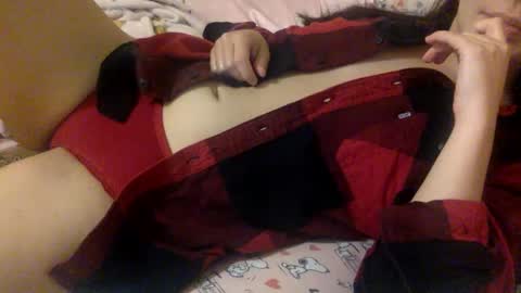 Snapshot of thiqqcutie chatting on 10/08/25, 09:29 Jasmine online show from 10/08/25, 09:29