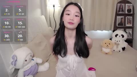 Snapshot of thisgirl__ chatting on 02/18/26, 07:37 kk online show from 02/18/26, 07:37
