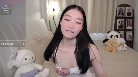Snapshot of thisgirl__ chatting on 04/01/26, 12:55 kk online show from 04/01/26, 12:55