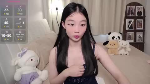 Snapshot of thisgirl__ chatting on 06/09/26, 01:50 kk online show from 06/09/26, 01:50