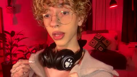 Damiano online show from 04/24/26, 08:33