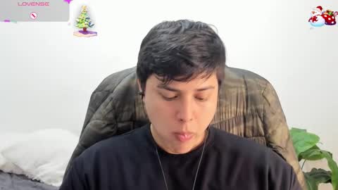 Snapshot of thom_ohtani chatting on 11/06/25, 08:10 thom_ohtani online show from 11/06/25, 08:10