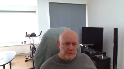 Snapshot of thomas806035 chatting on 06/22/26, 01:41 thomas806035 online show from 06/22/26, 01:41