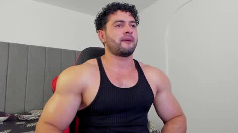 Snapshot of thomas_brandon chatting on 09/25/25, 05:44 Thomas Brandon online show from 09/25/25, 05:44