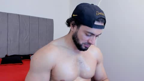 Snapshot of thomas_brandon chatting on 01/18/26, 04:49 Thomas Brandon online show from 01/18/26, 04:49