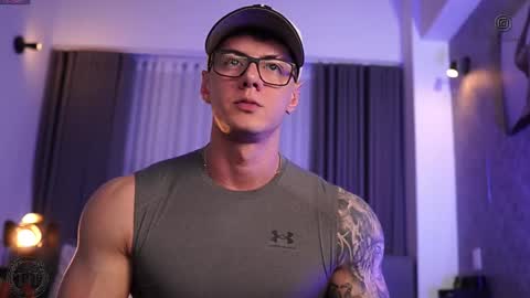 Thomas Falcon online show from 09/30/25, 12:37