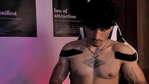Snapshot of thomas_fit1 chatting on 02/11/26, 02:16 Thomas 3 JUST STAY AND BE MY LAST LOVE online show from 02/11/26, 02:16