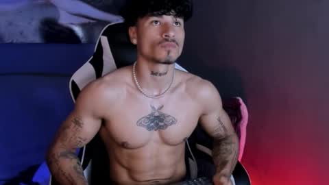 Snapshot of thomas_fit1 chatting on 03/25/26, 06:47 Thomas 3 JUST STAY AND BE MY LAST LOVE online show from 03/25/26, 06:47