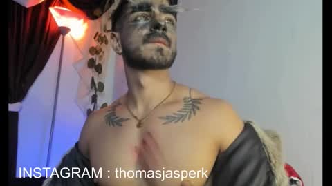 Snapshot of thomas_k7 chatting on 11/01/25, 07:10 Thomas online show from 11/01/25, 07:10