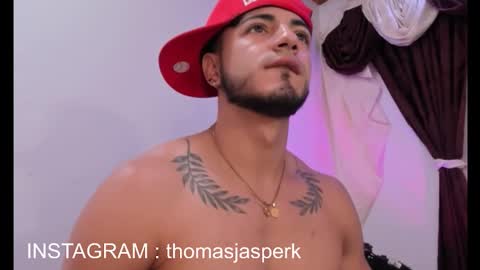 Snapshot of thomas_k7 chatting on 11/24/25, 06:29 Thomas online show from 11/24/25, 06:29