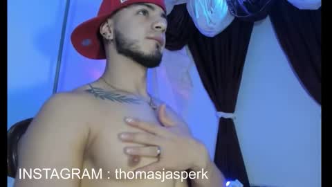 Snapshot of thomas_k7 chatting on 12/03/25, 10:08 Thomas online show from 12/03/25, 10:08